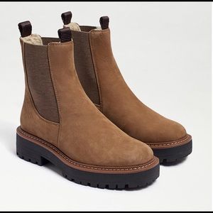 Sam Edelman LAGUNA Lug Sole Chelsea Boots NWOT
